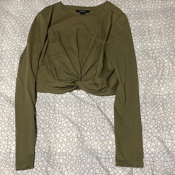 Army green crop top - Picture 1 of 5